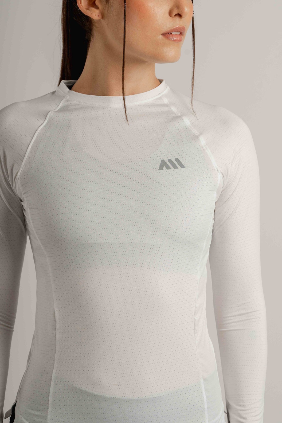 PERFORMANCE LONG TEE