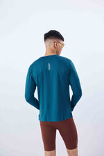 PERFORMANCE LONG TEE