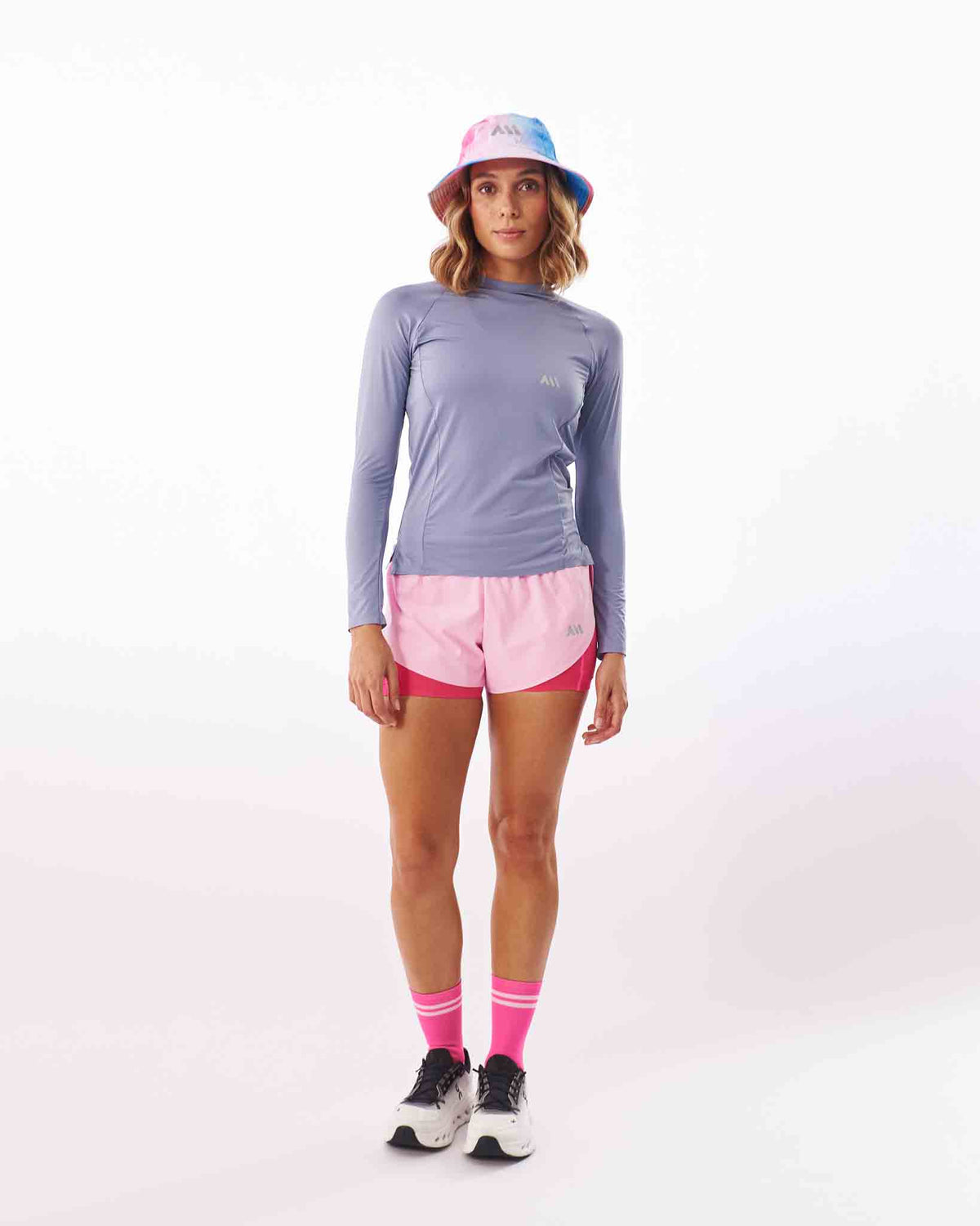 PERFORMANCE LONG TEE