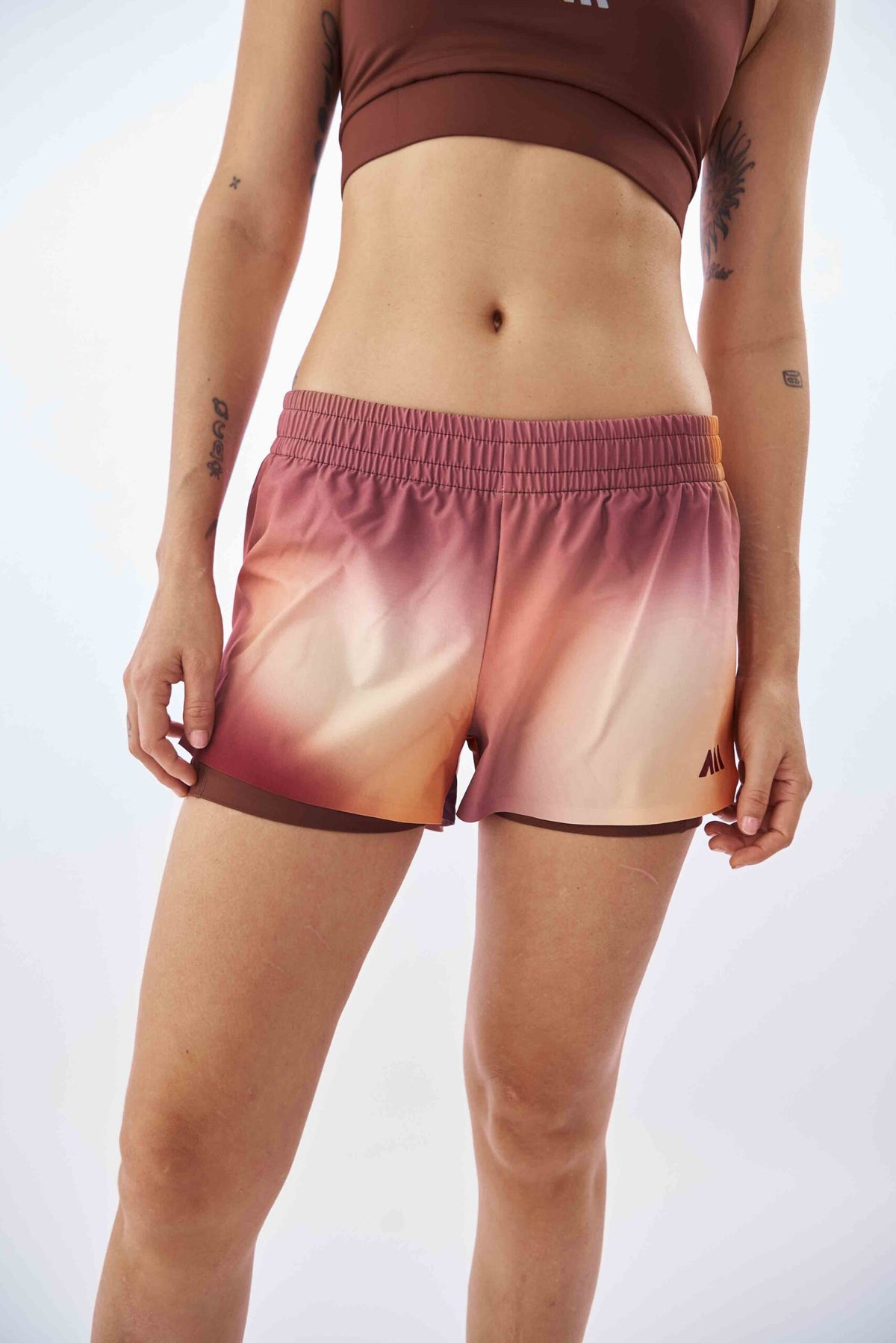 PERFORMANCE AERO SHORT