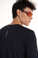 HYPER SPEED LONG TEE NEGRO