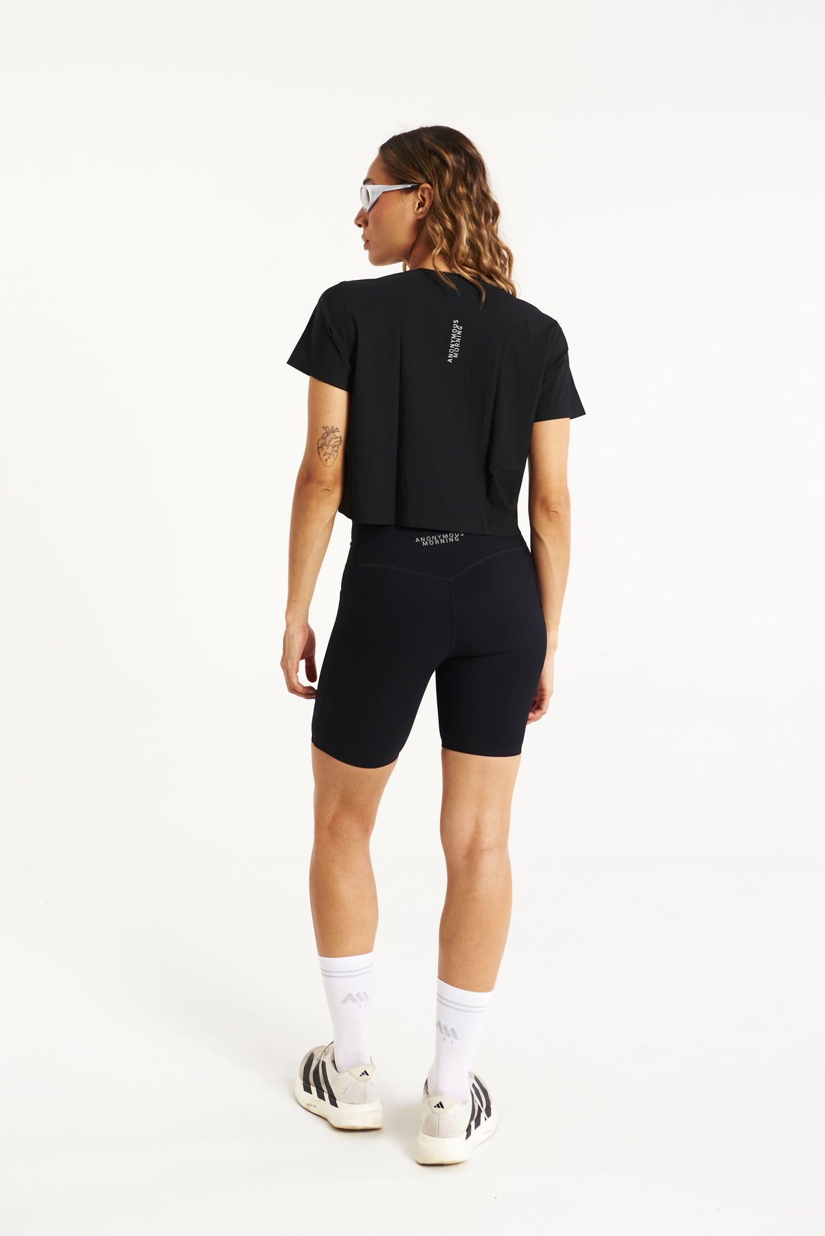 PERFORMANCECROP TOP ANONYMOUS