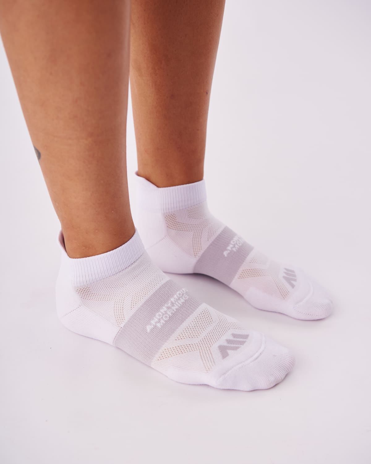 PERFORMANCE LOW SOCKS