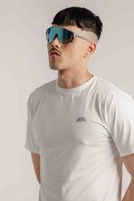 PERFORMANCE TEE
