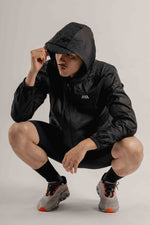 PERFORMANCE JACKET