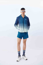 PERFORMANCE JACKET
