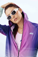 PERFORMANCE JACKET