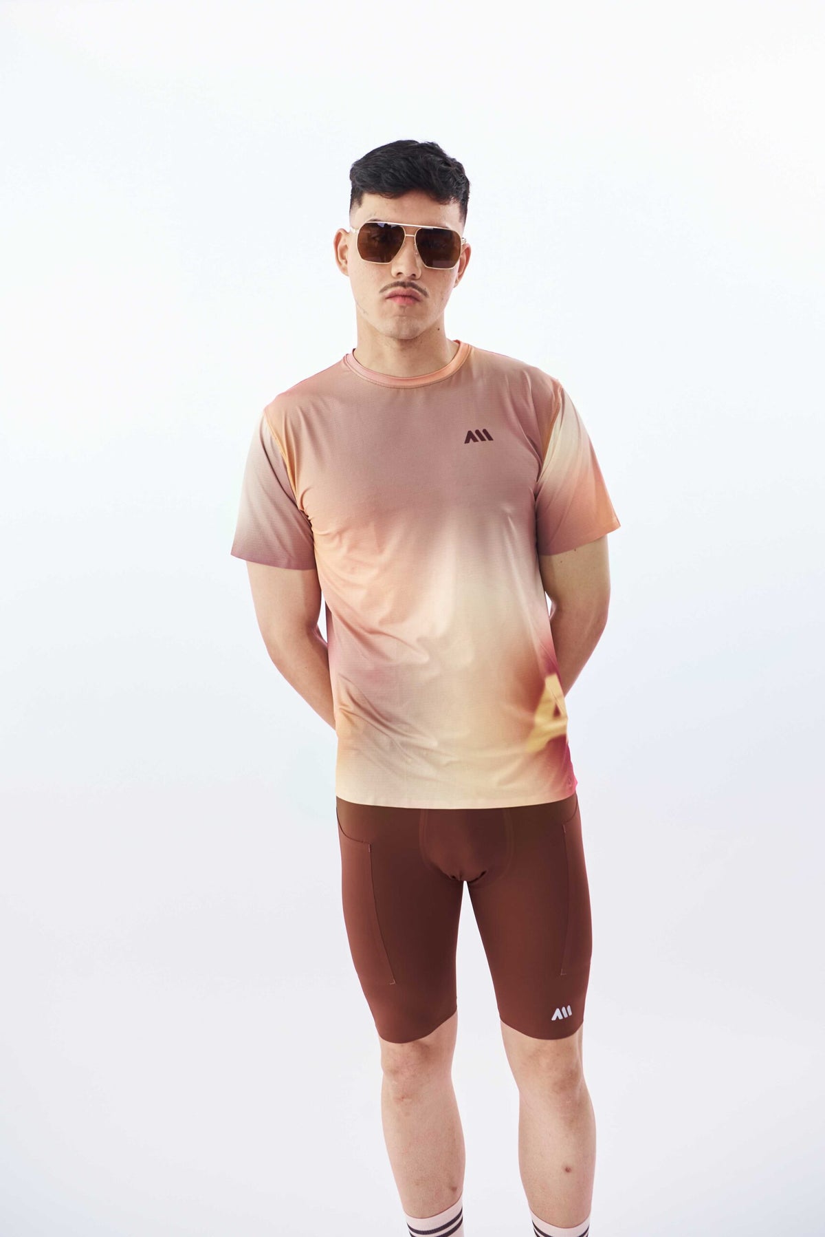 PERFORMANCE TEE