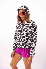 PERFORMANCE JACKET