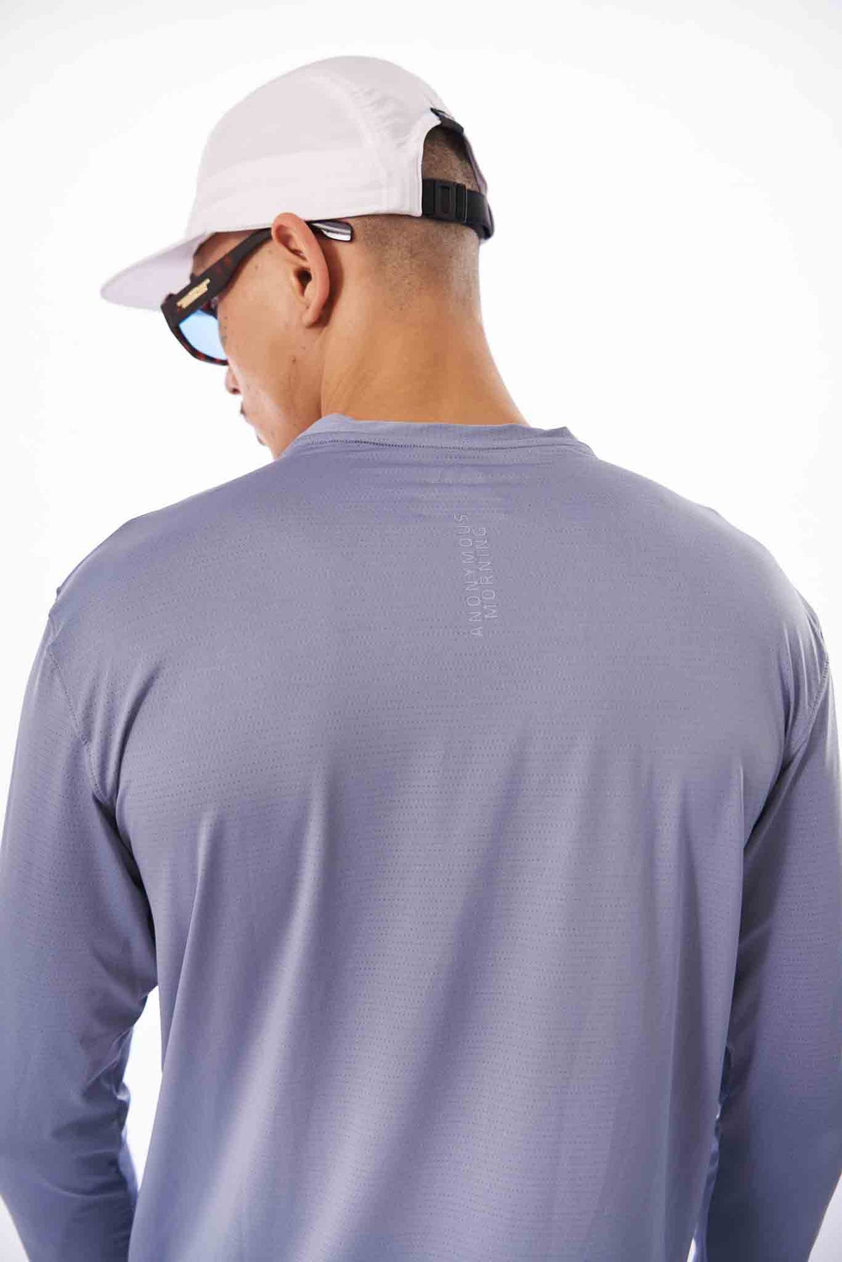 PERFORMANCE LONG TEE