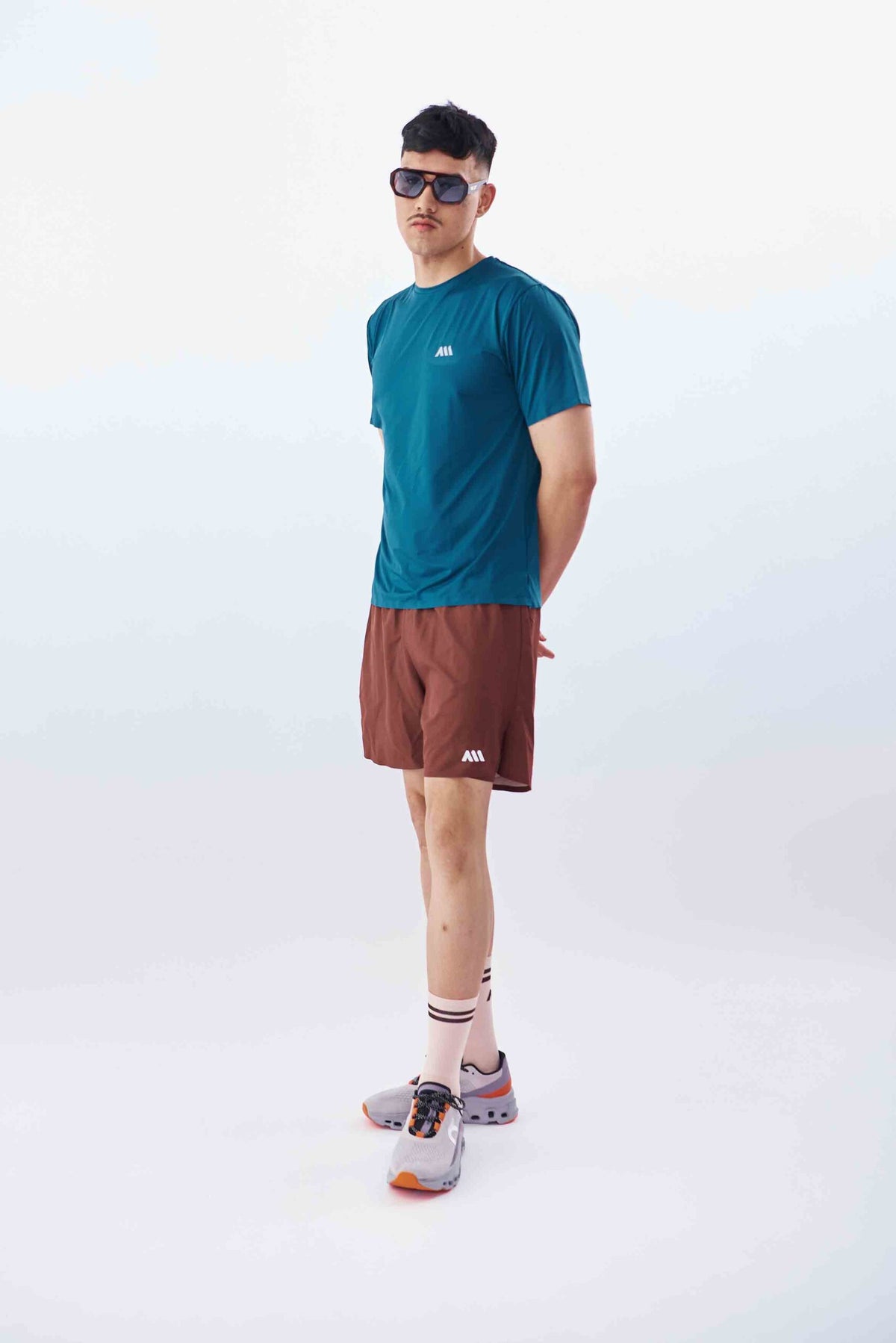 PERFORMANCE TEE