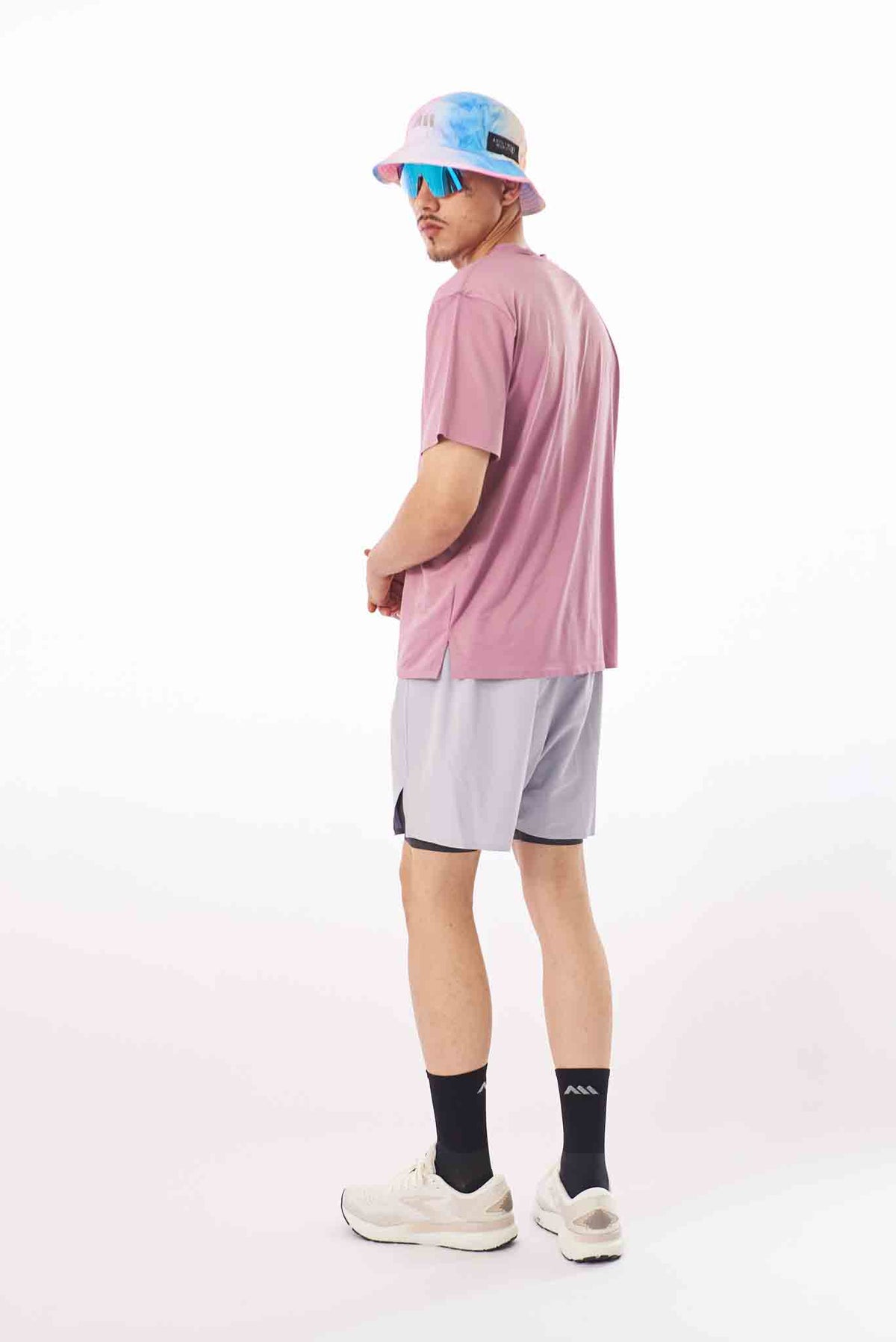 PERFORMANCE TEE