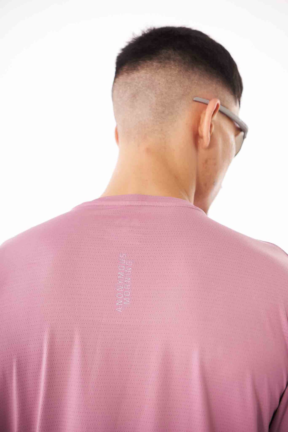 PERFORMANCE TEE