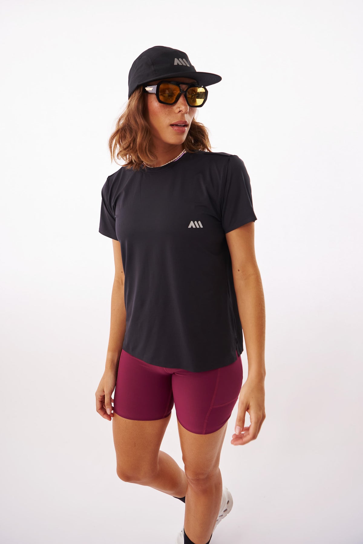 PERFORMANCE TEE