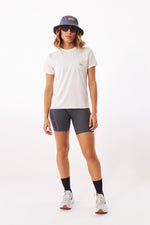 PERFORMANCE TEE