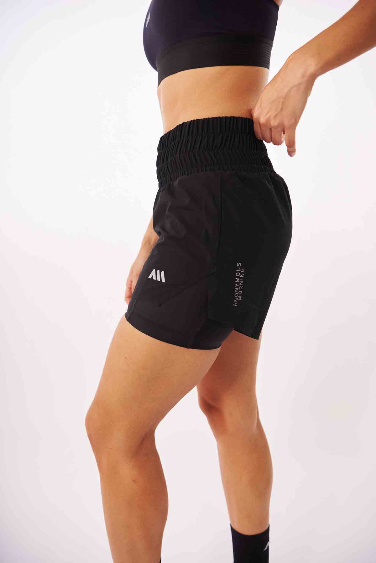 PERFORMANCE SHORT