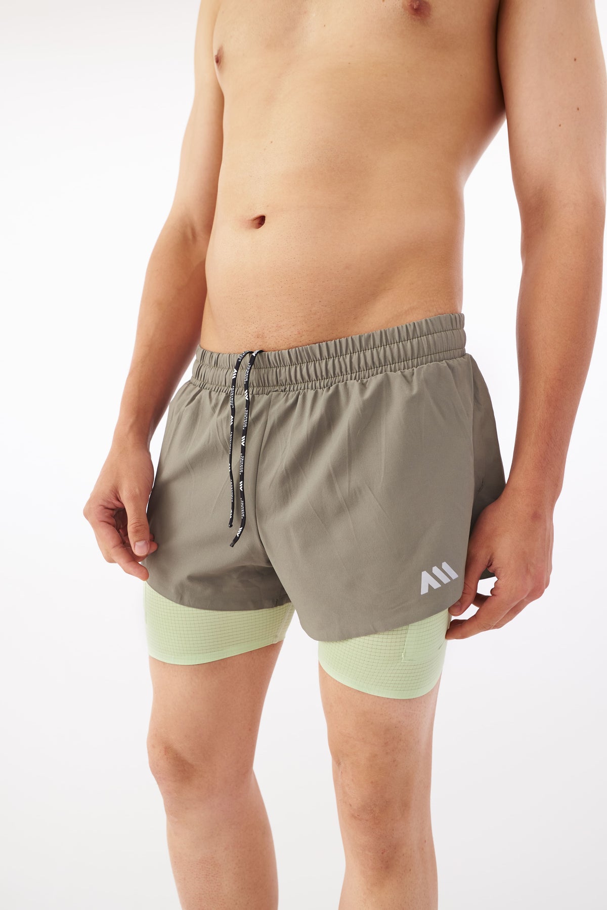 PERFORMANCE AERO SHORT GARDEN