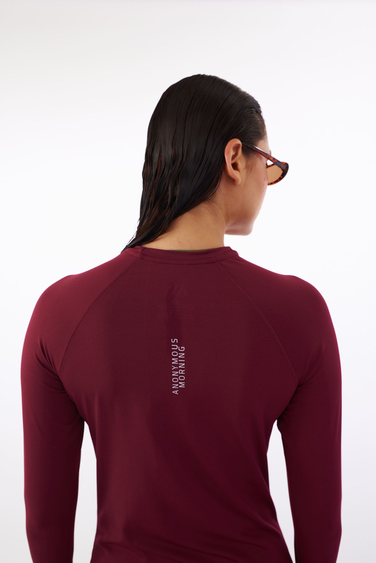 PERFORMANCE LONG TEE DASH