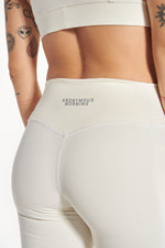 PERFORMANCE BIKER NUDE