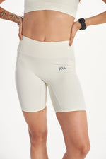 PERFORMANCE BIKER NUDE