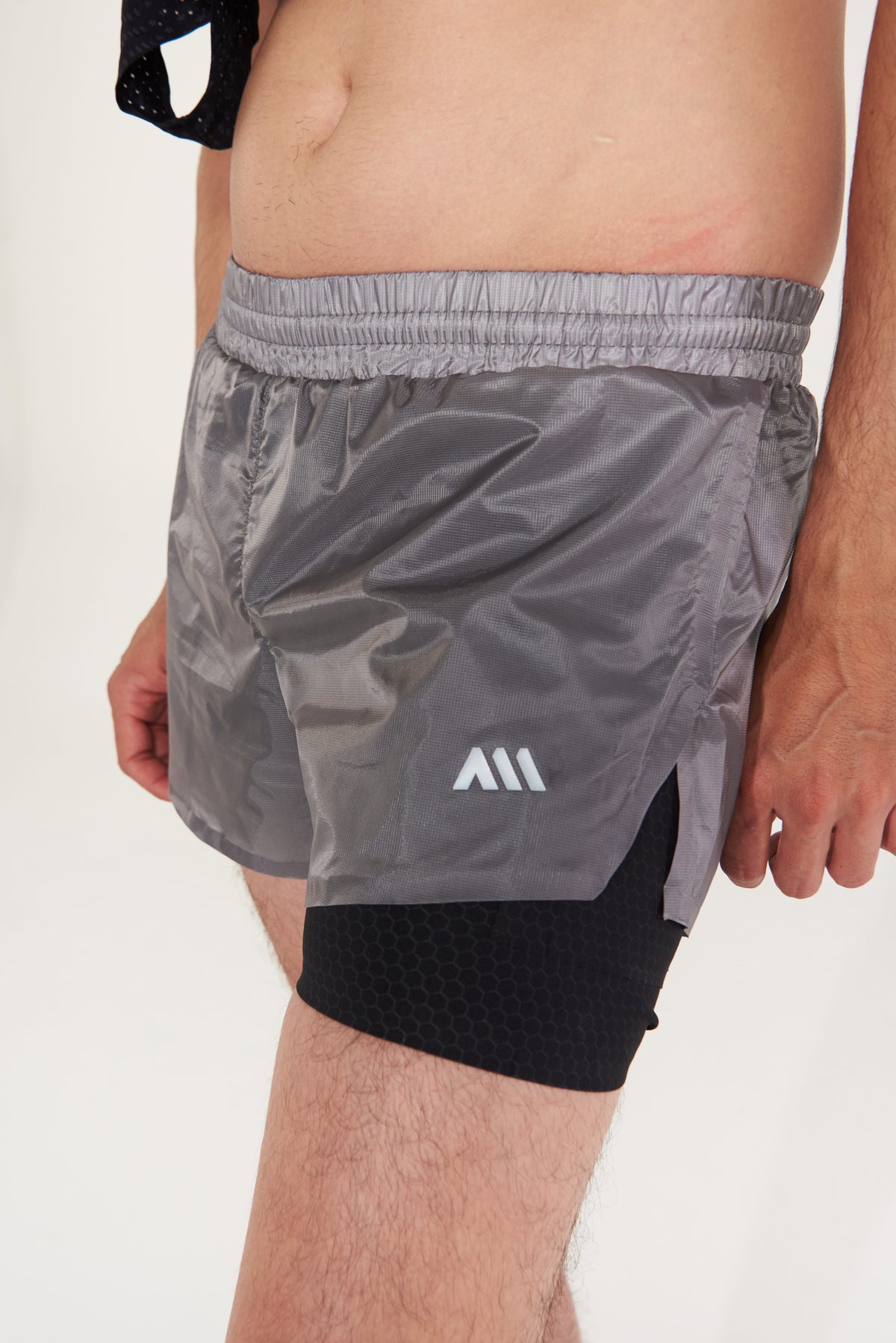 PERFORMANCE AERO SHORT SHINE
