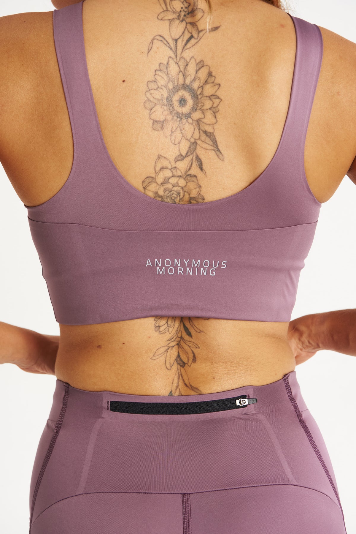 RACE ZIPPER CROP TOP GLOW