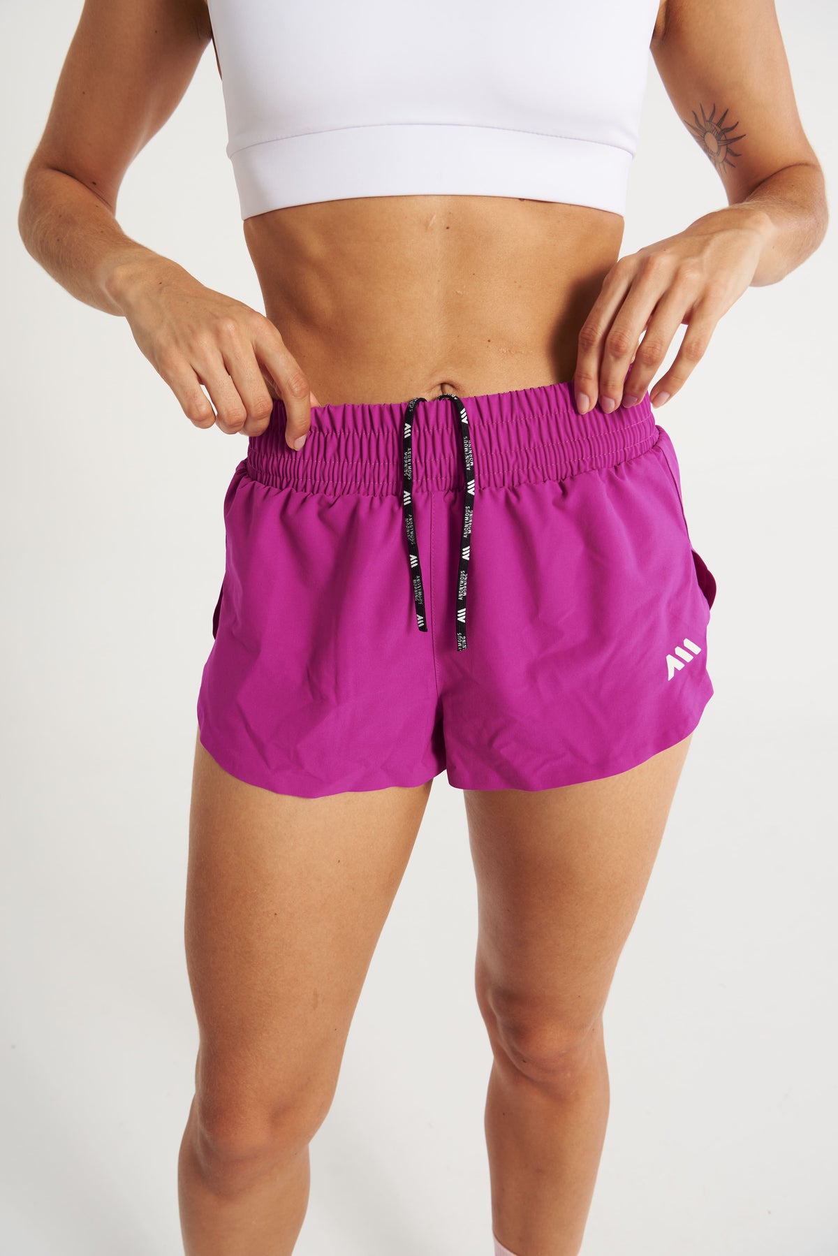 HYPER SPEED SHORT RADIANT