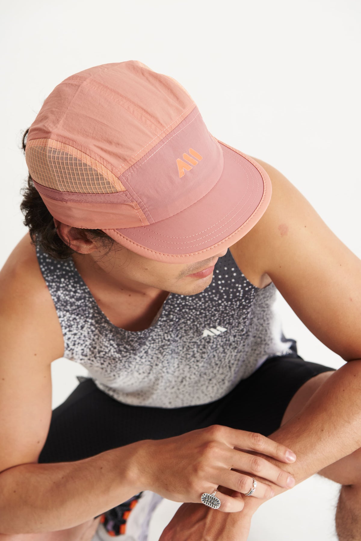 PERFORMANCE CAP RADIANT