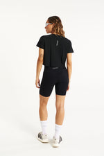 PERFORMANCECROP TOP ANONYMOUS