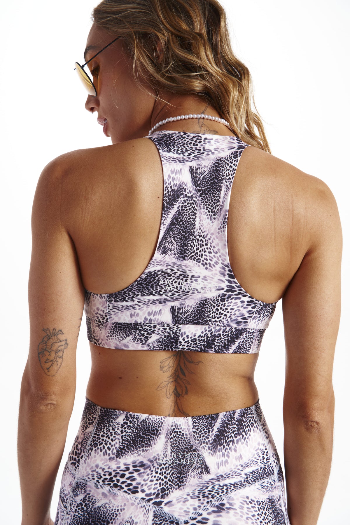 RACE TOP WILD