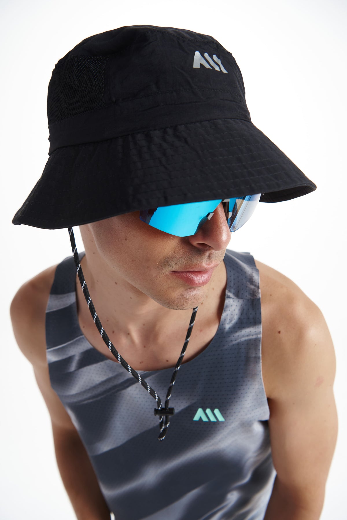 PERFORMANCE HAT ANONYMOUS