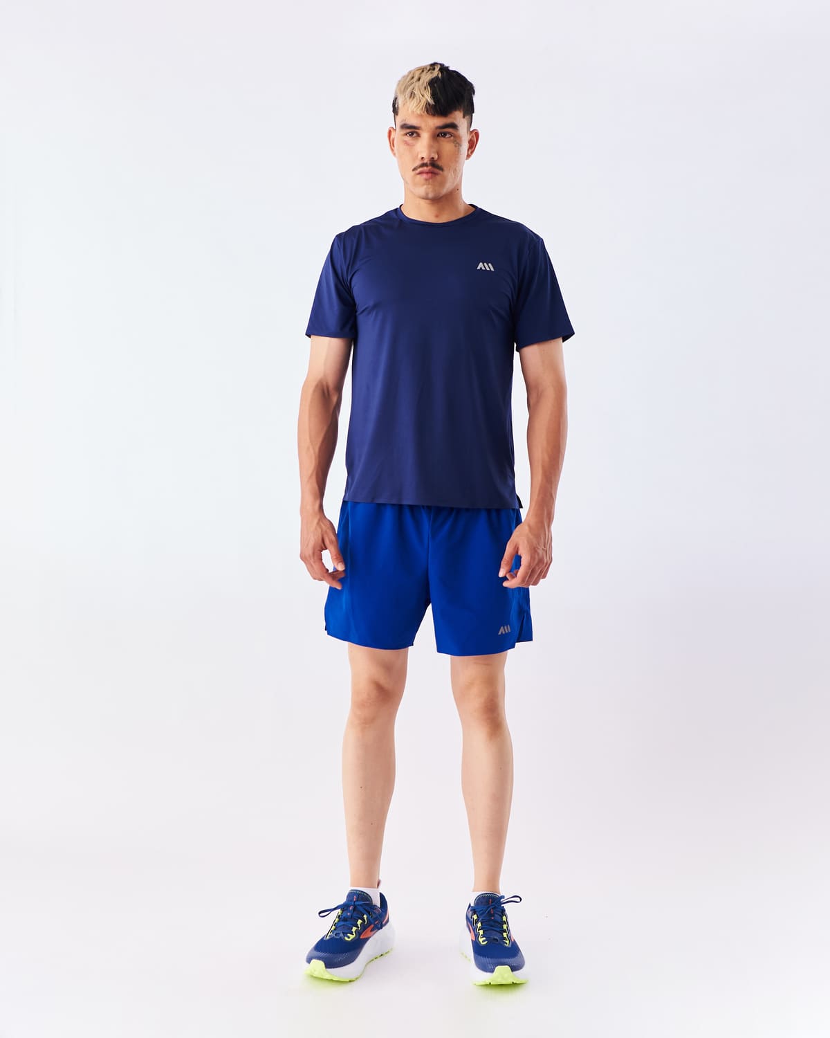 PERFORMANCE TEE