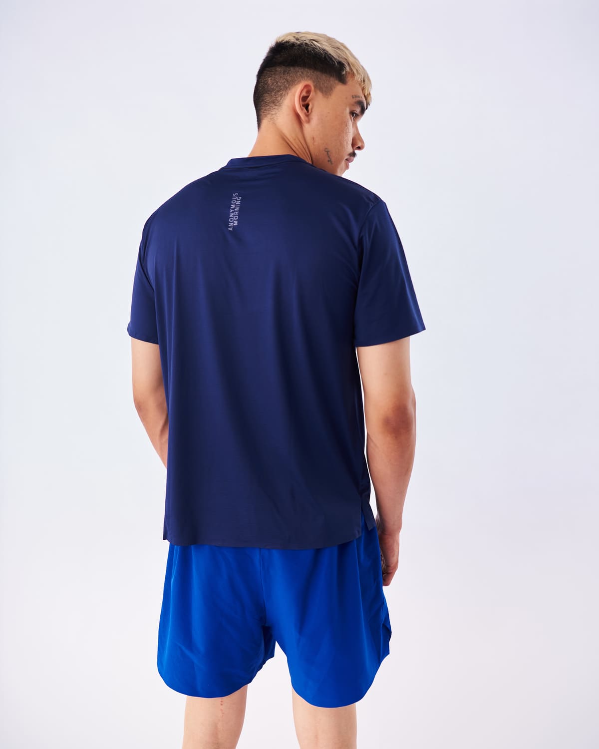 PERFORMANCE TEE