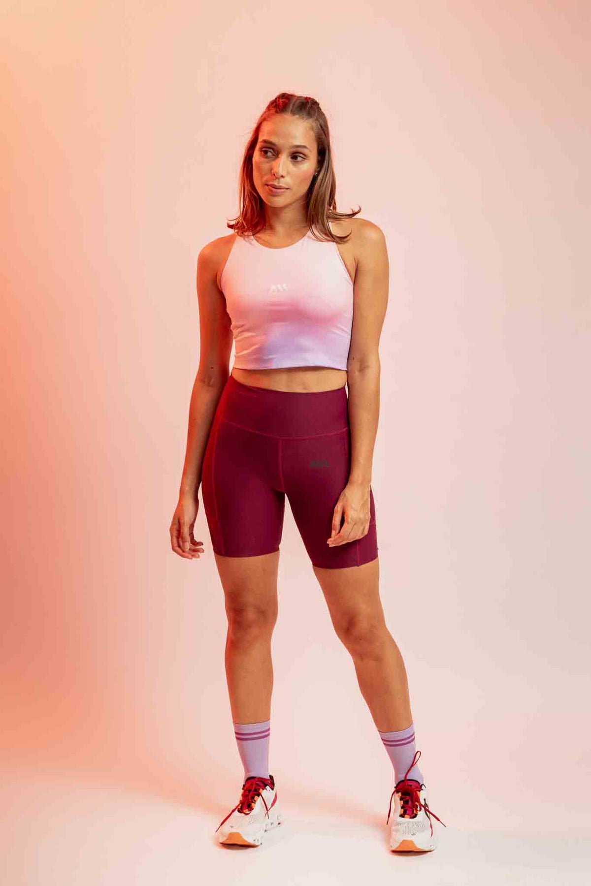 PERFORMANCE TOP