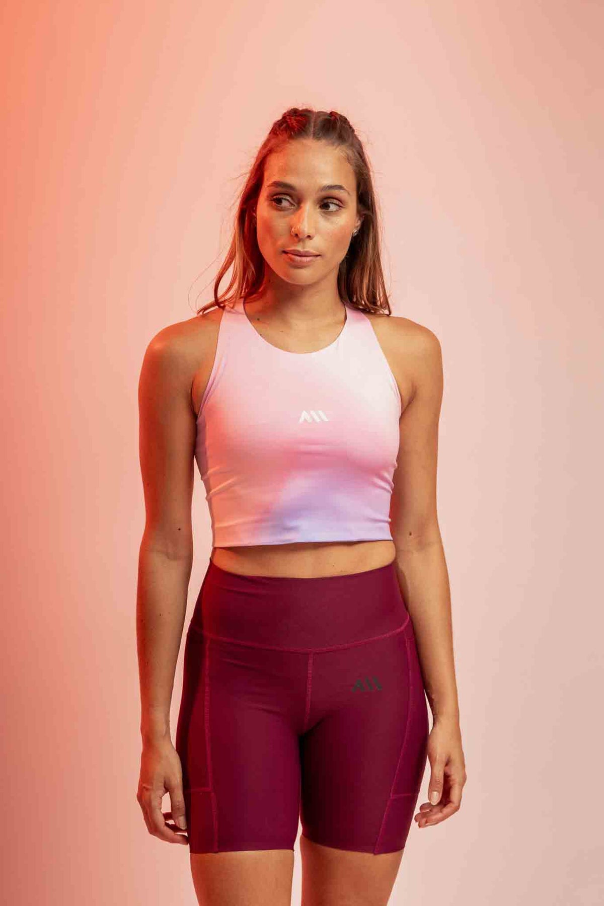 PERFORMANCE TOP