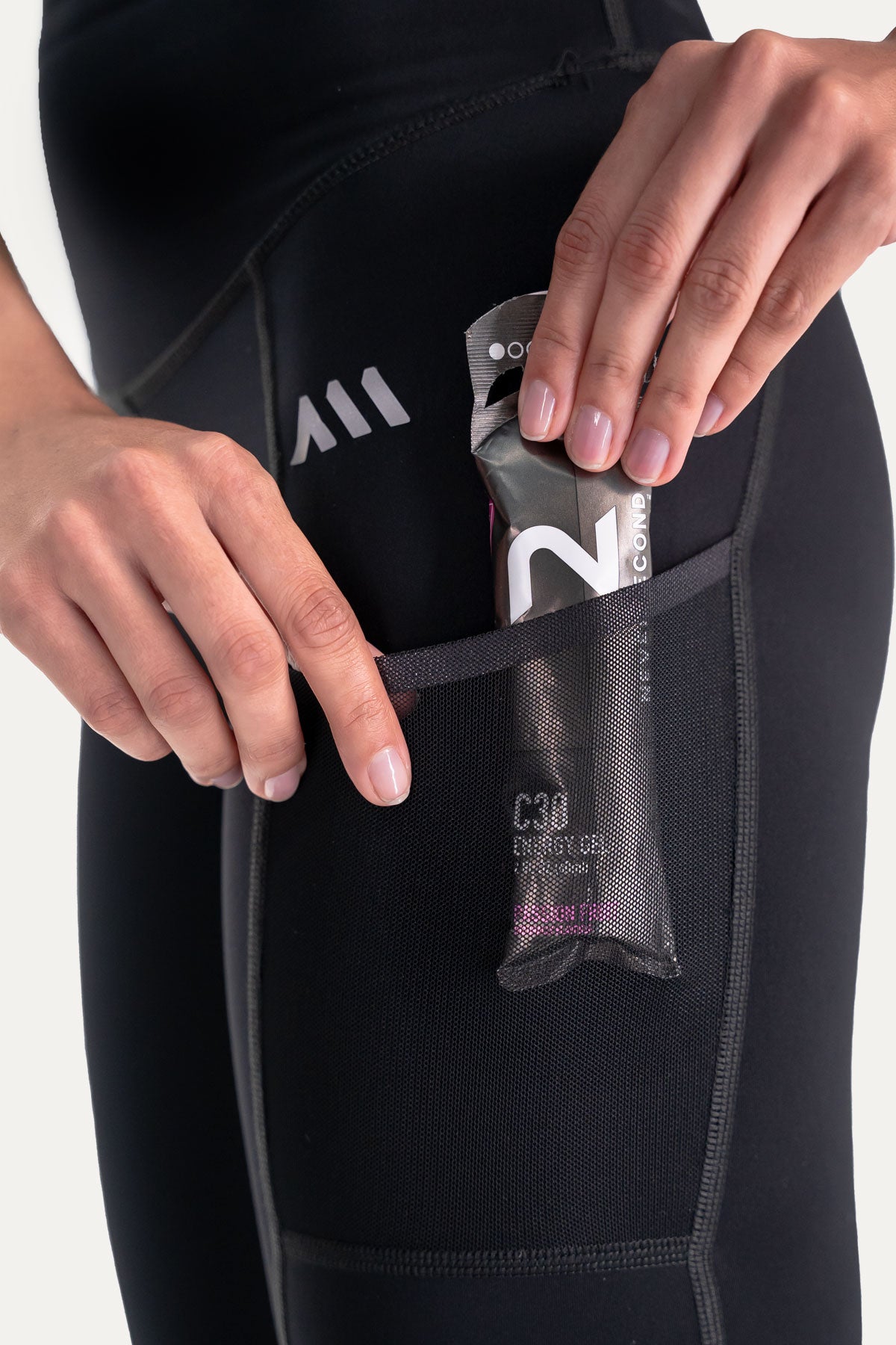 PERFORMANCE LEGGIN